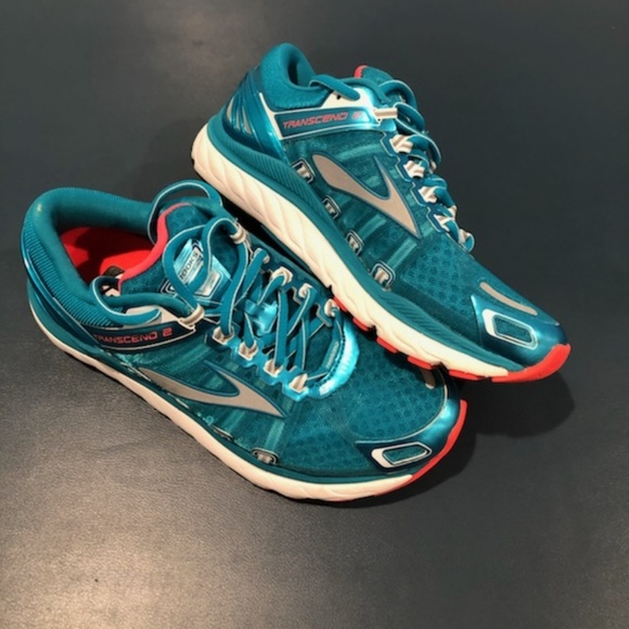 Transcend Brooks Tennis shoes - Picture 5 of 6